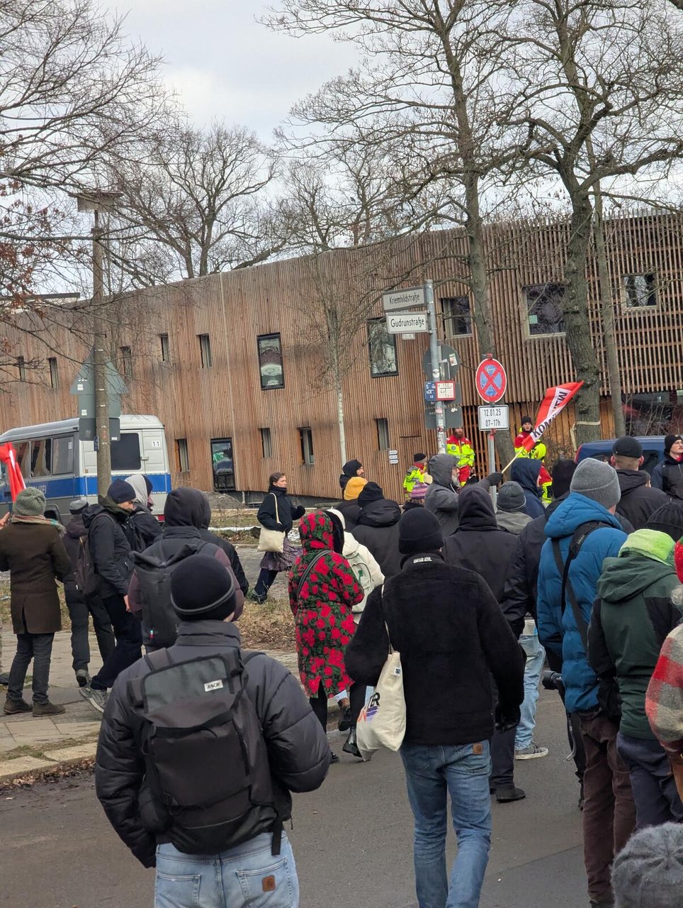 46-2025-01-12-Liebknecht-Luxemburg-Lenin-Demo-35
