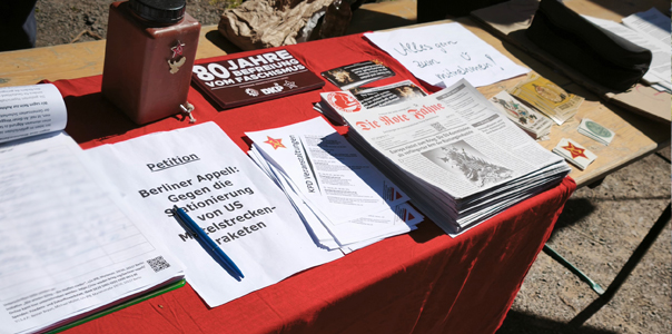 03-Infostand